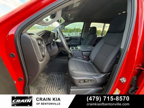Used 2025 Chevrolet Silverado 1500 Custom Trail Boss AWD/4WD image 21