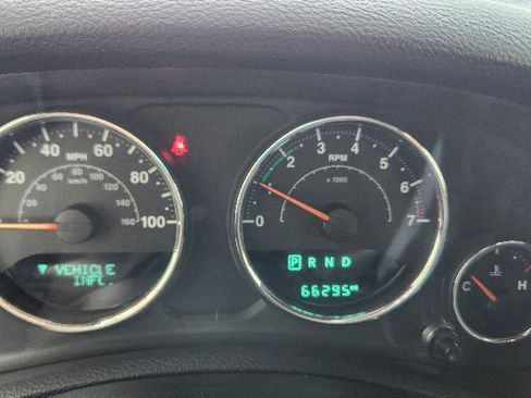 Used 2018 Jeep Wrangler Unlimited Sport image 12