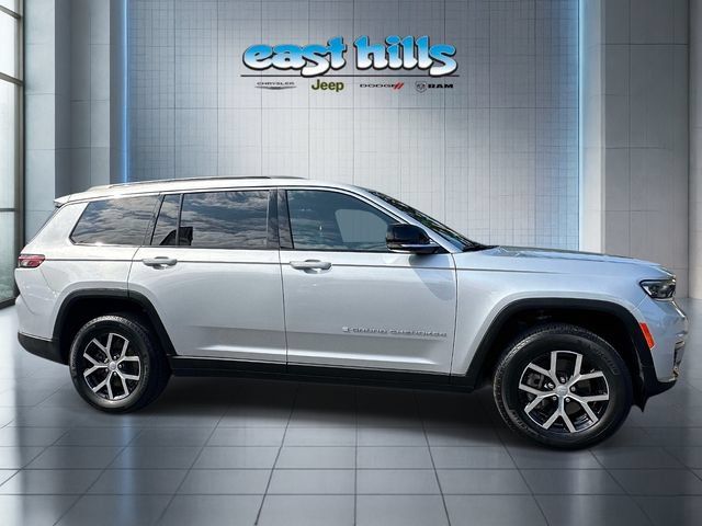 Used 2024 Jeep Grand Cherokee L Limited AWD/4WD image 2