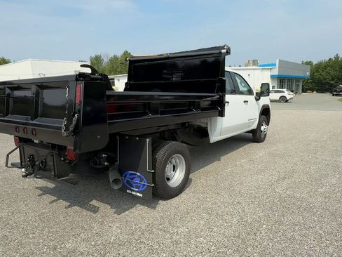 New 2025 GMC Sierra 3500 Pro w/ Convenience Package AWD/4WD image 41