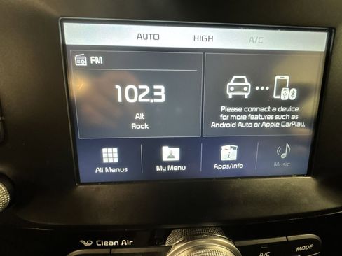 Used 2018 Kia Soul ! image 25