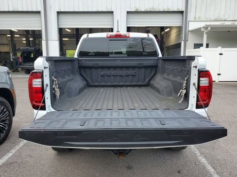 Used 2023 GMC Canyon AT4X image 8