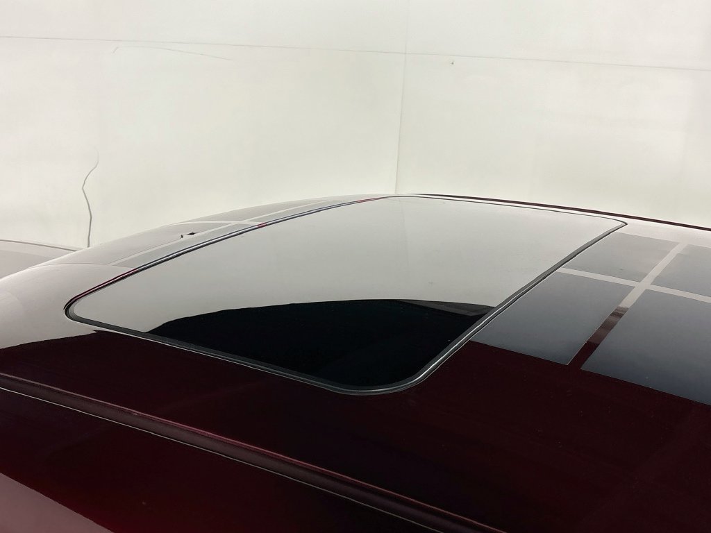 Used 2019 Dodge Challenger SXT w/ Driver Convenience Group AWD/4WD image 18