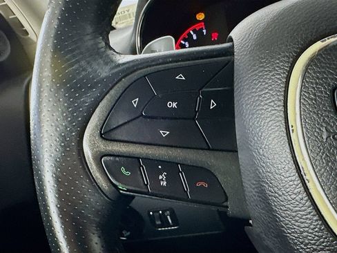 Used 2018 Dodge Durango GT AWD/4WD image 25