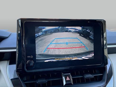 Used 2023 Toyota Corolla LE FWD image 27