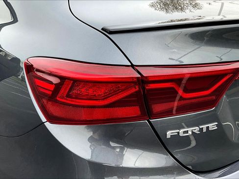 Used 2021 Kia Forte GT-Line image 23
