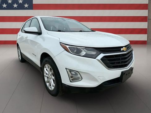 Used 2018 Chevrolet Equinox LS AWD/4WD image 3