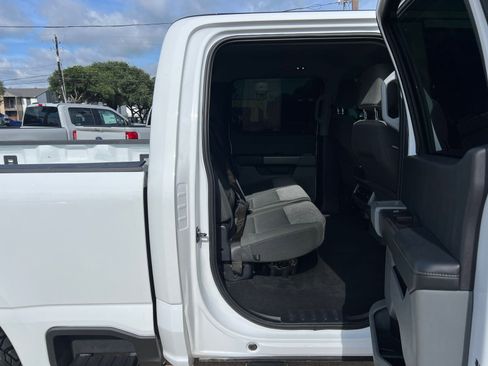 Used 2025 Ford F250 XLT w/ FX4 Off-Road Package AWD/4WD image 11