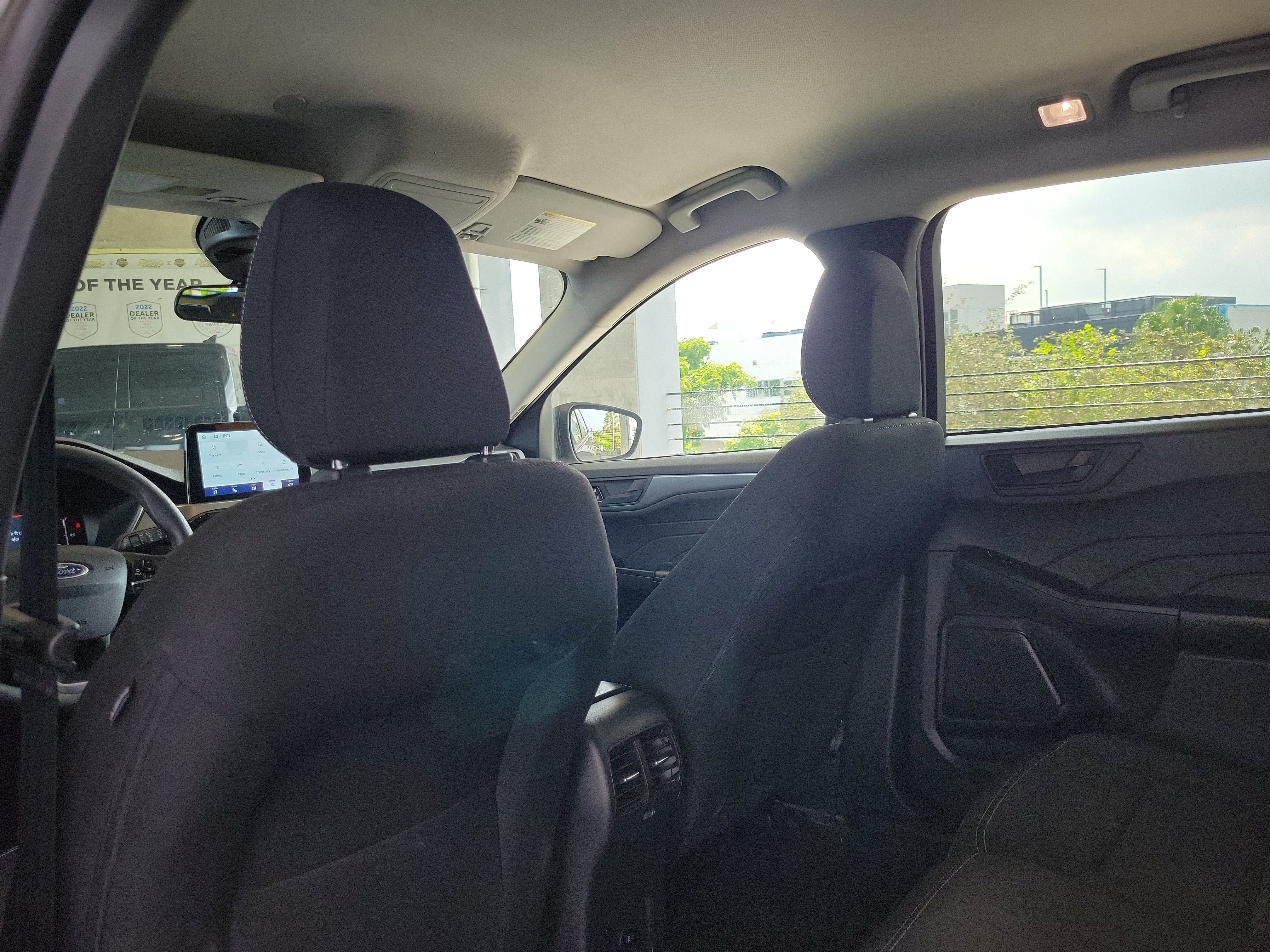 Used 2025 Ford Escape Active AWD/4WD image 10
