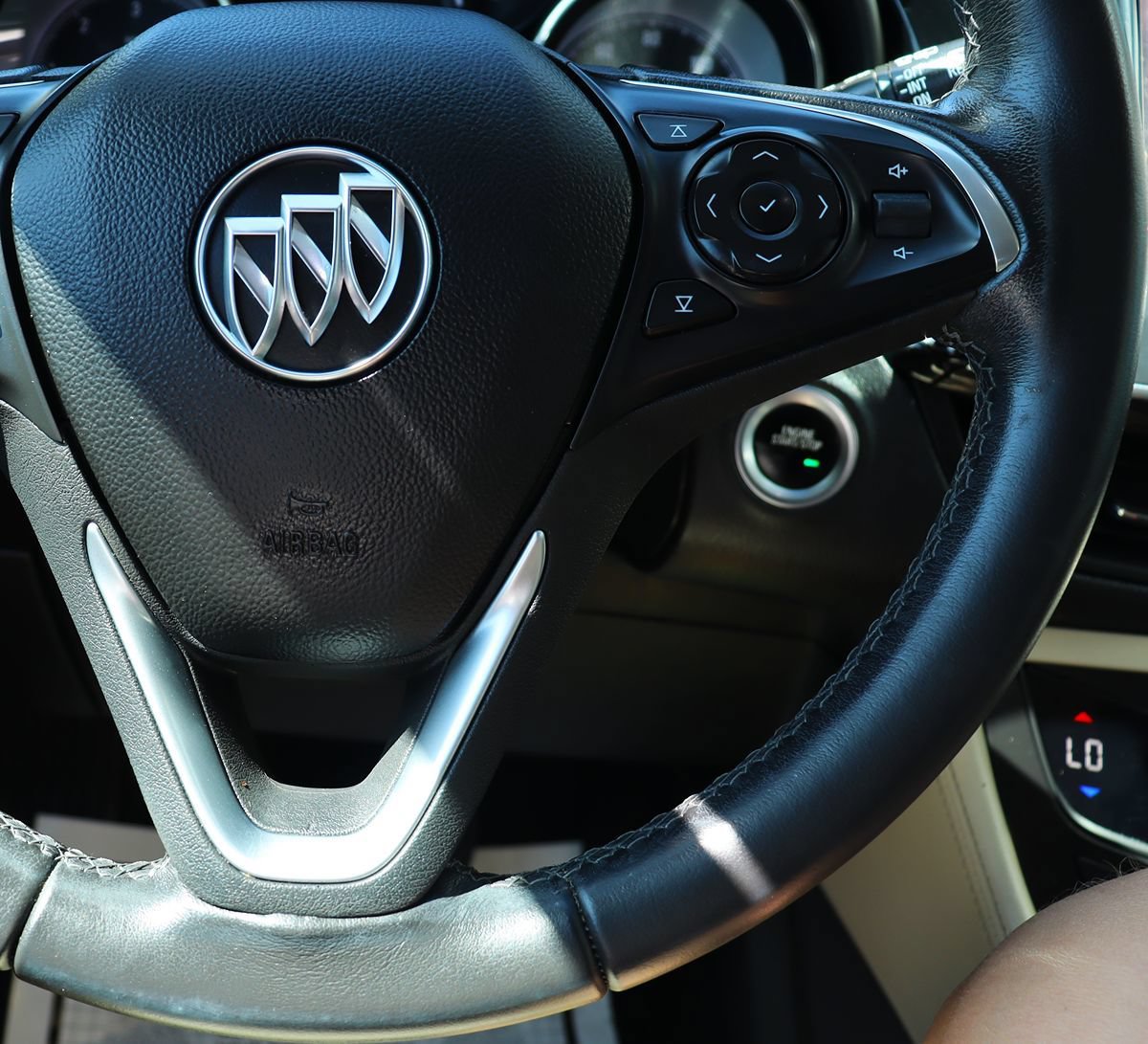 Used 2020 Buick Envision Preferred AWD/4WD image 55