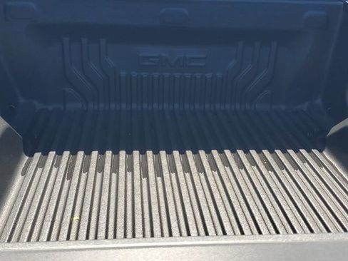 Certified 2025 GMC Sierra 1500 Elevation AWD/4WD image 8