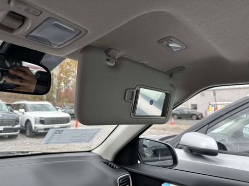 New 2026 Hyundai Venue SEL FWD image 16