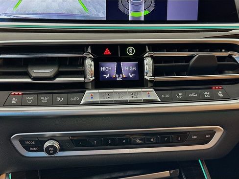 Used 2019 BMW X5 xDrive40i w/ Luxury Seating Package image 16