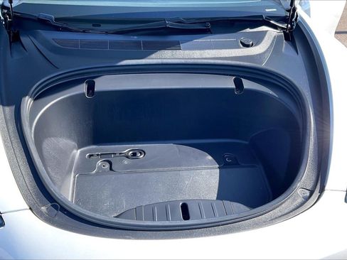 Used 2020 Tesla Model 3 Standard Range Plus RWD image 10
