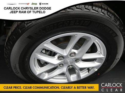 Used 2025 Jeep Grand Cherokee L Laredo image 58