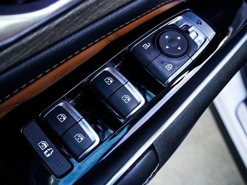 Used 2021 Kia Sorento SX Prestige image 32