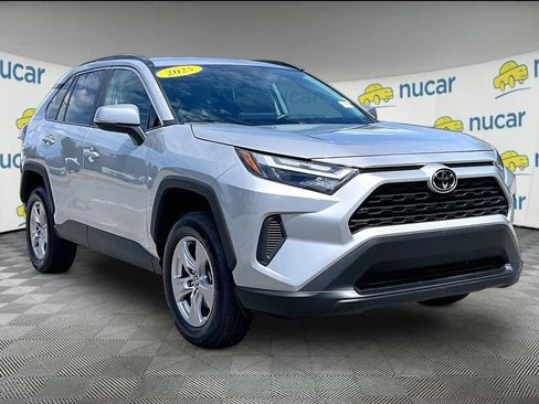 Used 2025 Toyota RAV4 XLE AWD/4WD image 1