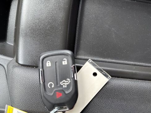 Certified 2021 Chevrolet Silverado 1500 LT w/ All Star Edition Plus image 46