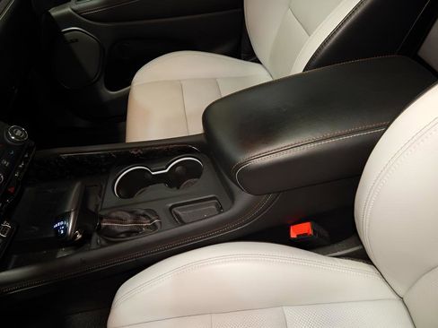 Used 2025 Dodge Durango SRT Hellcat image 29