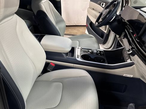 New 2026 Kia Carnival SX Prestige FWD image 31