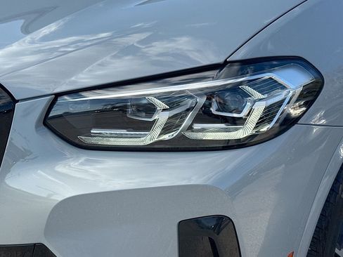 Used 2022 BMW X3 xDrive30i w/ M Sport Package 2 image 9