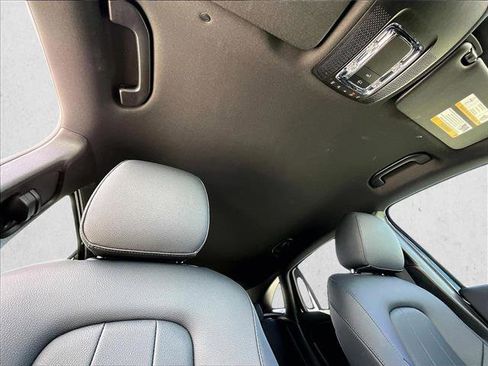 Used 2025 Mercedes-Benz GLA 250 image 17