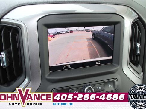 Used 2022 Chevrolet Silverado 1500 Custom image 32