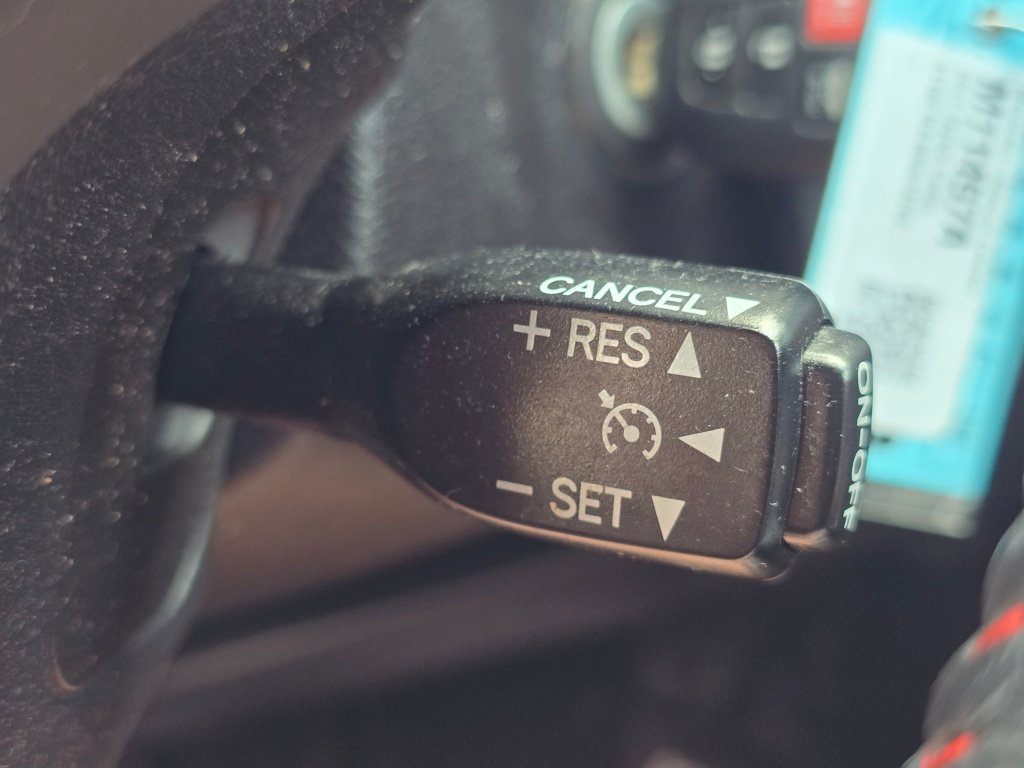 Used 2017 Toyota Camry SE FWD image 41