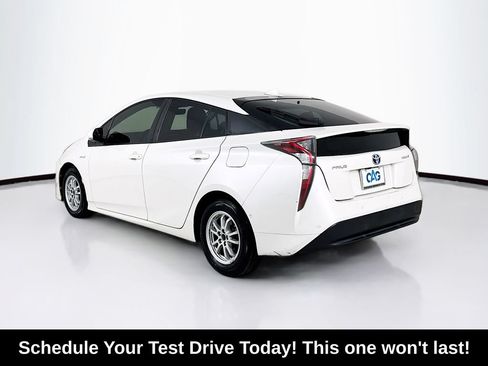 Used 2017 Toyota Prius Two w/ Prius Two Safety Plus Package FWD image 5