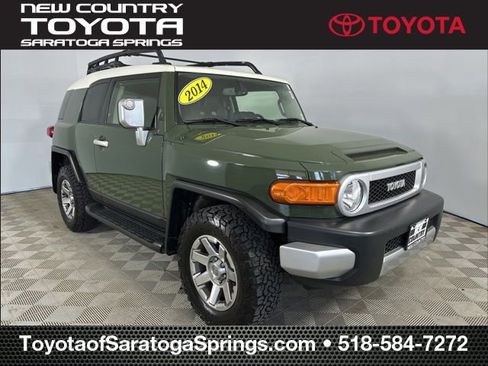 Used 2014 Toyota FJ Cruiser 4WD w/ Upgrade Package image 1