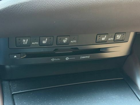 Certified 2021 Lexus ES 350 w/ Premium Package FWD image 19