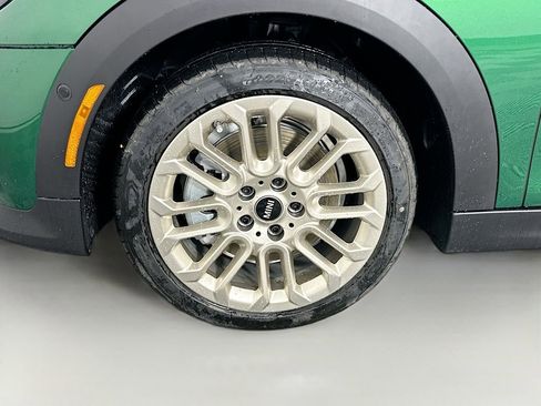 Certified 2025 MINI Cooper S image 22