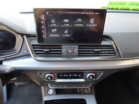 Used 2025 Audi Q5 2.0T Premium AWD/4WD image 25
