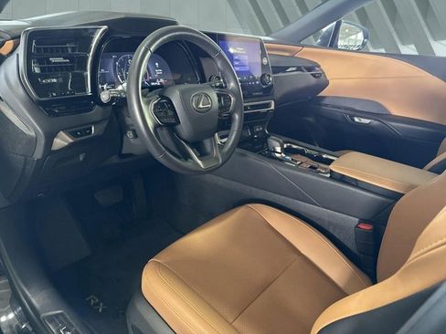 Used 2025 Lexus RX 350 FWD w/ Technology Package image 11