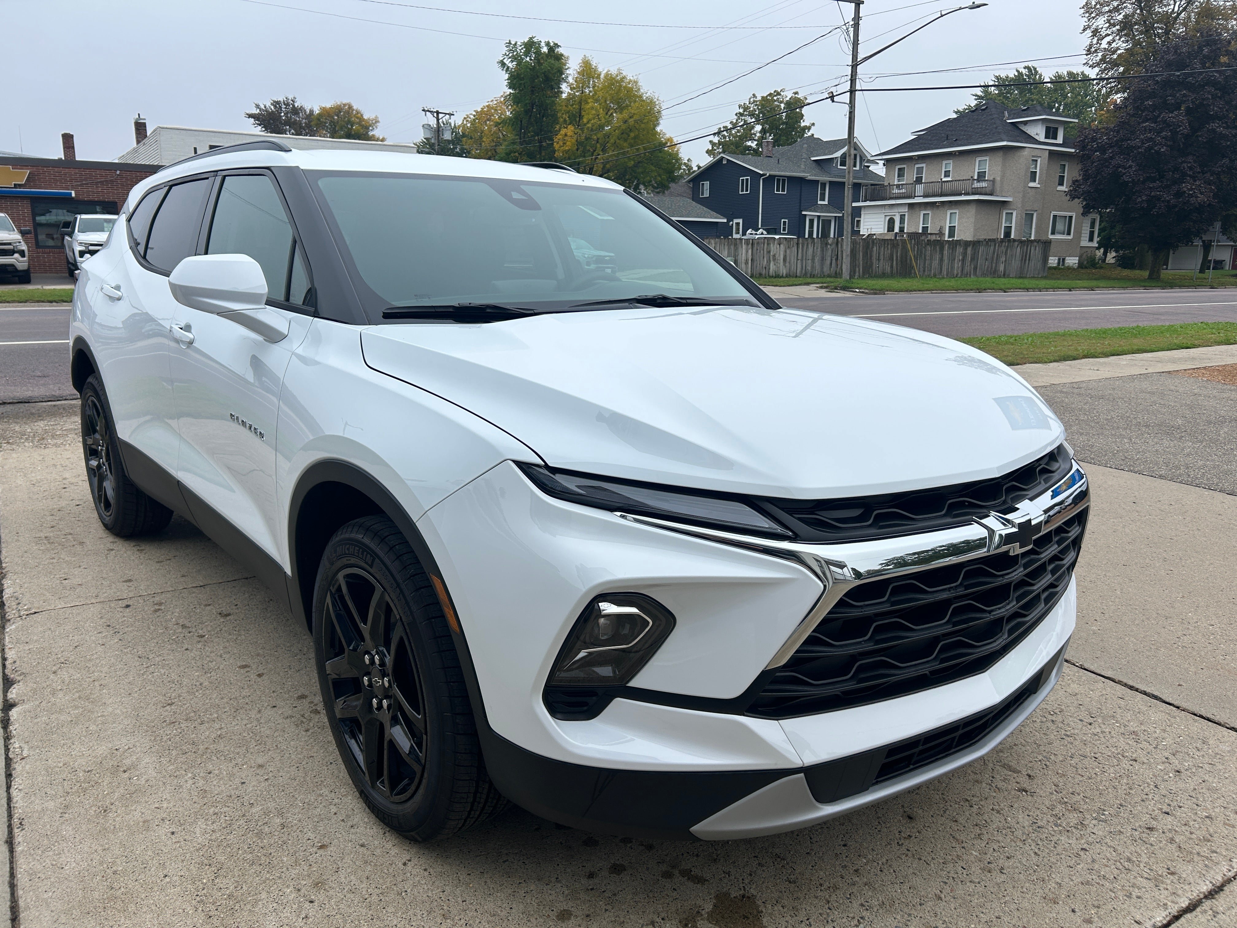 New 2026 Chevrolet Blazer LT w/ Convenience Package AWD/4WD image 4