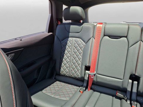 New 2026 Audi Q7 3.0T Prestige AWD/4WD image 12