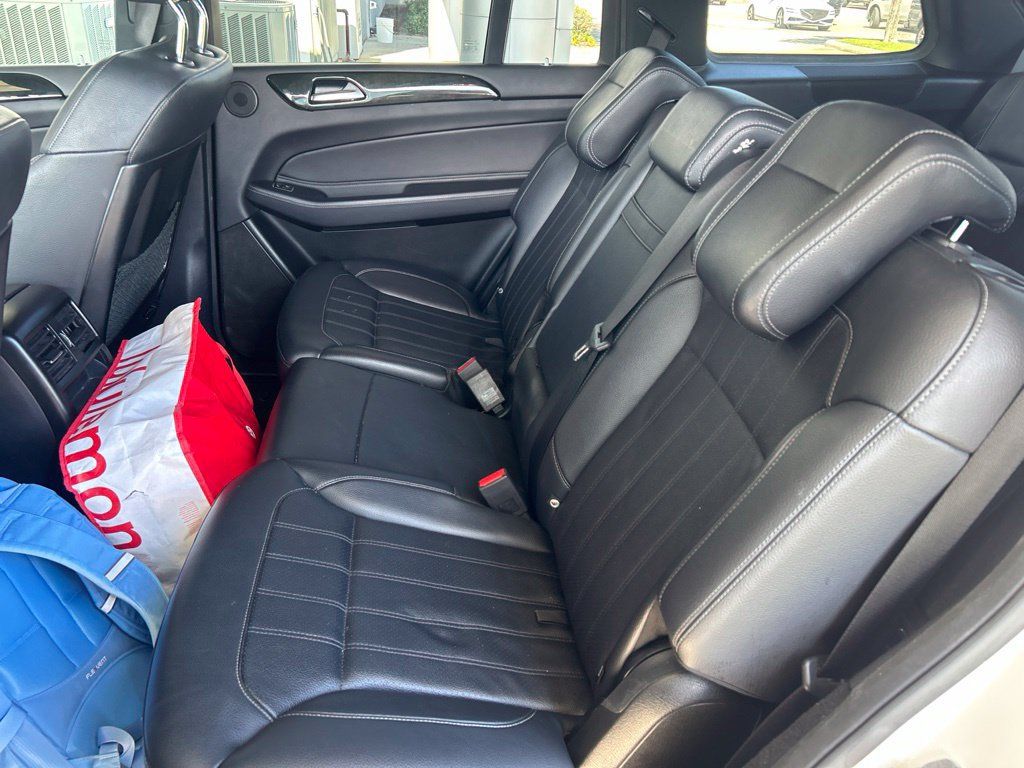 Used 2018 Mercedes-Benz GLS 450 4MATIC image 12