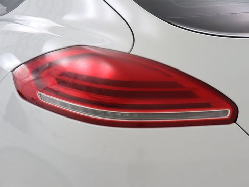 Used 2016 Porsche Panamera Edition w/ Premium Package Plus RWD image 11