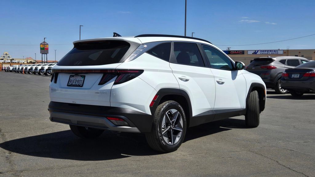 Used 2025 Hyundai Tucson SEL AWD/4WD image 4