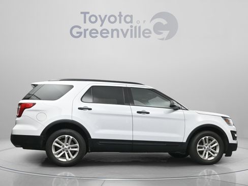 Used 2017 Ford Explorer FWD image 16