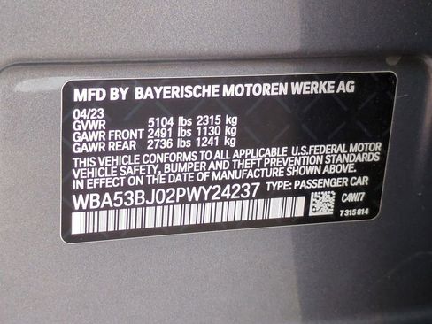 Used 2023 BMW 540i w/ Premium Package image 31