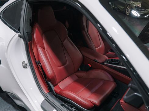 Used 2022 Porsche 911 Turbo S AWD/4WD image 36