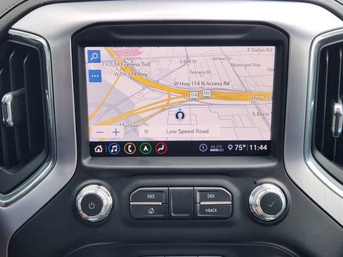 Used 2020 GMC Sierra 1500 SLT RWD image 17