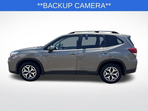 Used 2020 Subaru Forester Premium AWD/4WD image 4