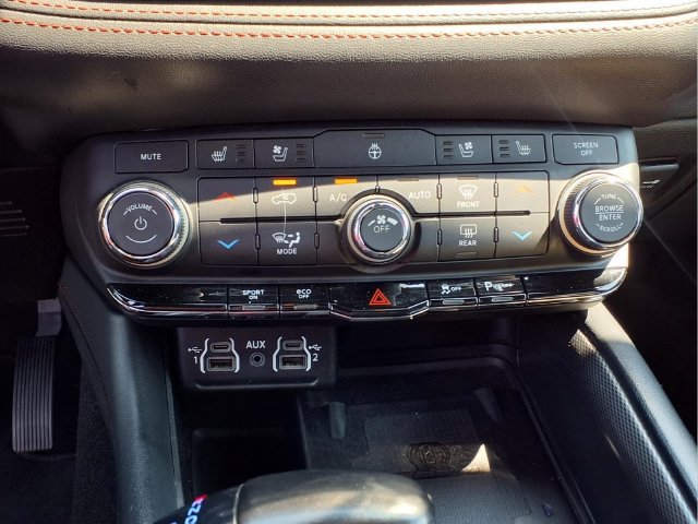 Used 2023 Dodge Durango R/T AWD/4WD image 5