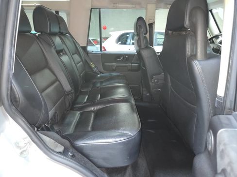 Used 2004 Land Rover Discovery SE image 72