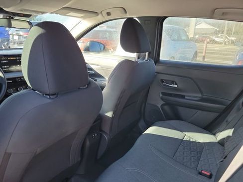 Used 2025 Nissan Kicks SV w/ Charging Package FWD image 27
