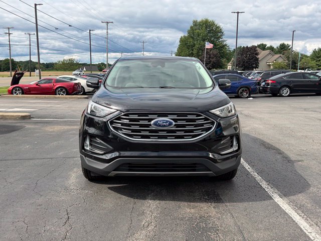 Used 2023 Ford Edge Titanium w/ Cargo Accessory Package AWD/4WD image 16