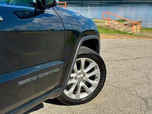 Used 2017 Jeep Grand Cherokee Limited w/ Luxury Group II AWD/4WD image 5