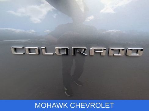 Certified 2023 Chevrolet Colorado LT w/ LT Convenience Package II AWD/4WD image 33
